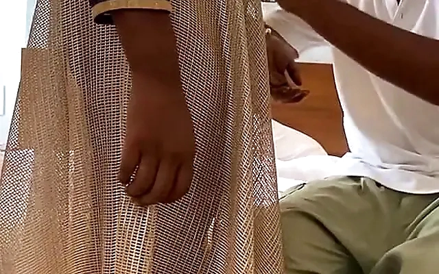 Indian Stepsister ne dekha lund or porn