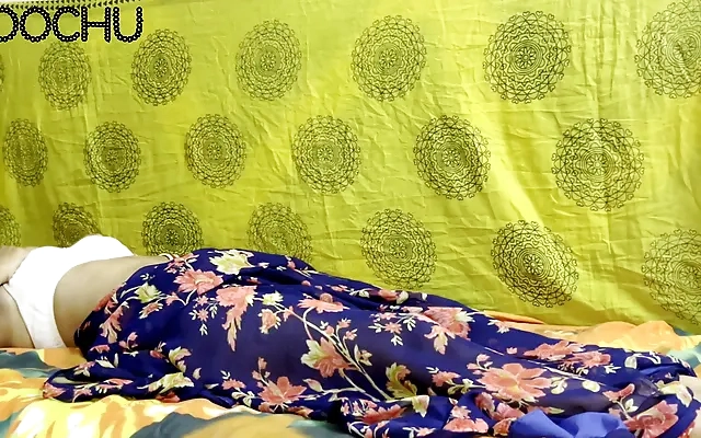 Indian Aunty got horny and fucked by boy