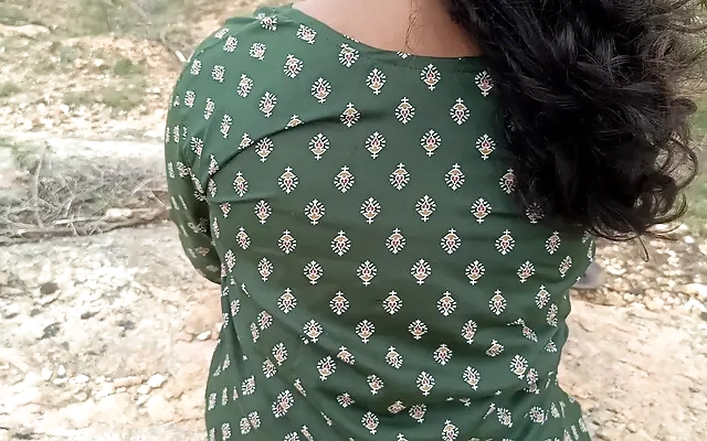 Giving my hot girlfriend two good docking 3some FUCKS beautiful Bengali Sex.