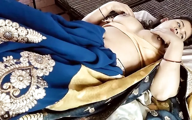 Uttaran20 Teen Stepsister Shares Stepbrother With White Best Friend POV - Indian sex, 2025