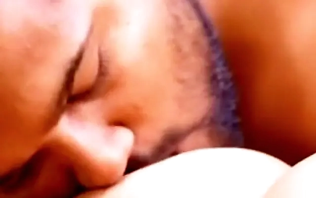 10 gozadas bem cheias de porra na xoxota da minha mulher. Creampie e sexo amador de verdade! Esperma de todos os jeitos na buceta apertada dela.