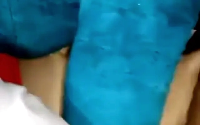 Brincadeira entre amigas vira troca de casal