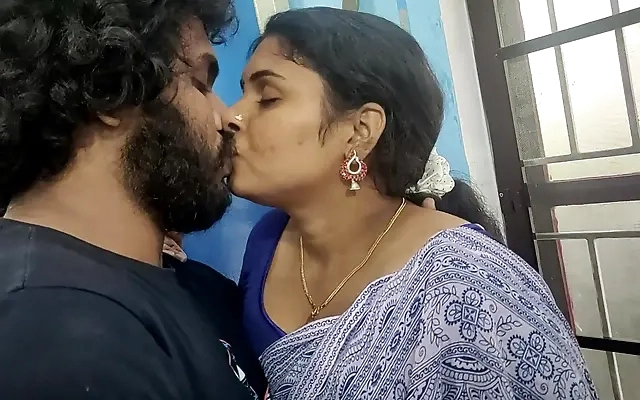 O Corno Cuz&atilde;o e sua Mulher Cuzuda - May Akemi - Nego Catra