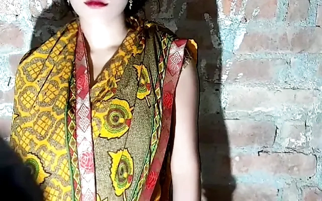 Punjabi Stepmom Diwali Ke Din Ghar Ke Kone Kone Me Diye Laga Rahi Thi Ladke Ne Wahi Par Ghodi Bankar Chod Diya
