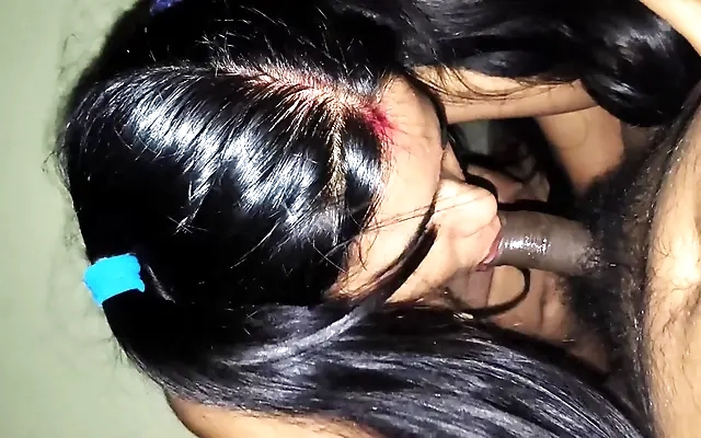 gave the pussy to her husband's friend
