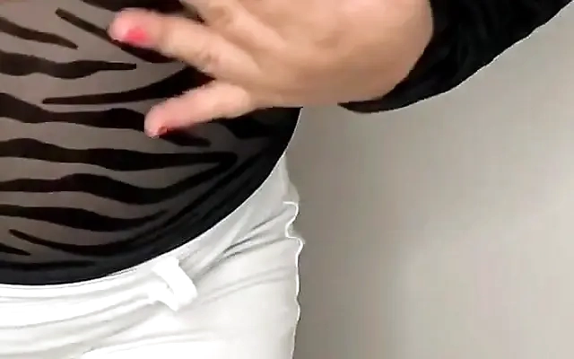 These Two Have the Biggest Booties EVER &ndash; Watch Them Team Up!