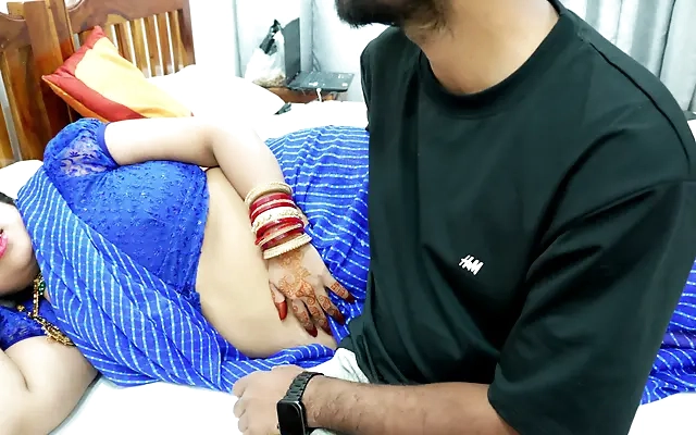 Intense trembling lesbian orgasm - Lesbea