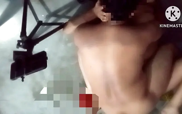 Bodybuilder MILF Karyn Bayres fucking hard and Wild