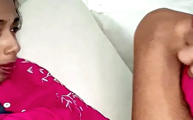 LESBICA FICOU TARADA NA HORA QUE VIU MEU PAU TAVA LOUCA PRA DAR O C&Uacute;