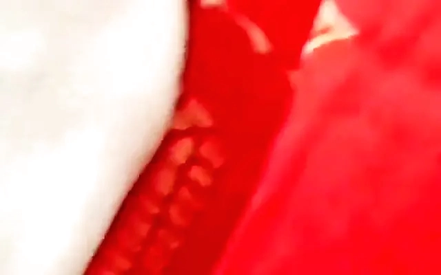 I pay for the Uber ride by fucking the driver and tasting his huge cock - LA ROLA