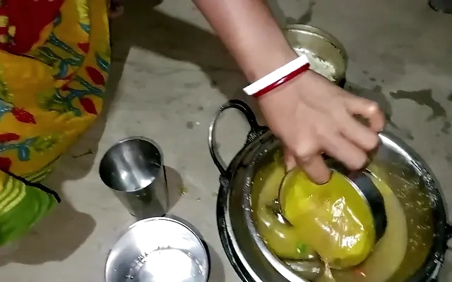 Titty Clean-Up Crew: Eviee's Naughty Chore