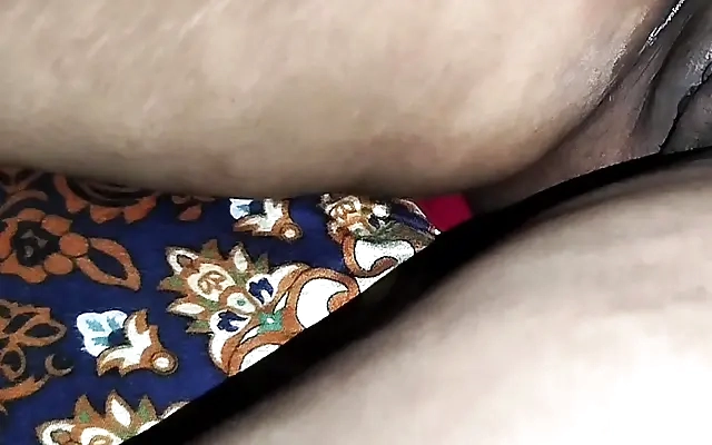 Chubby Nympho Luna Lark Wants Some Dick Before Going Out