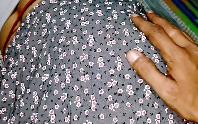 Indian young bra sales boy fucked beautiful milf bhabhi! Hot sex