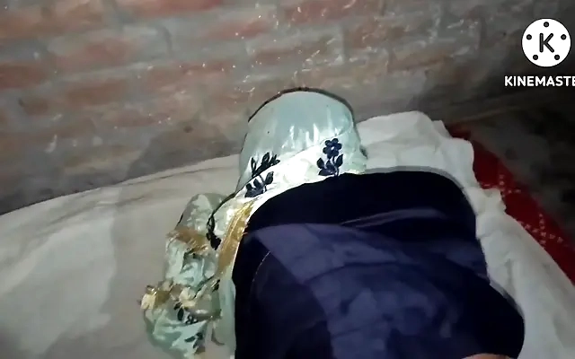 Le follo el gran co&ntilde;o a la puta de mi madrastra en una mesa de billar - PORNO EN ESPA&Ntilde;OL