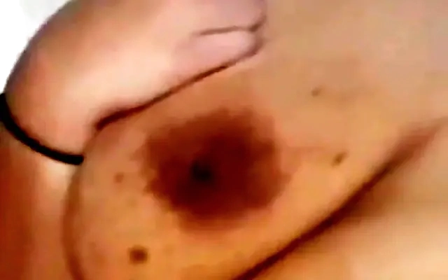 "Mi padrastro me coge bien duro el culo con su verga enorme hasta dejarme la lechita adentro Anal casero Argentina - XVIDEOS.COM"