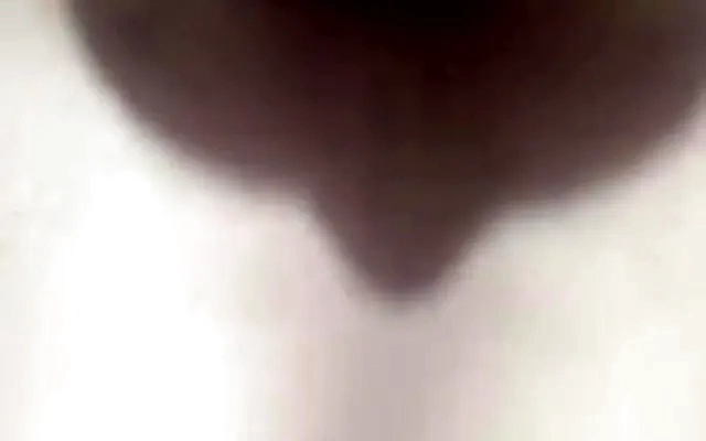 mi hermanastro se calienta al tomarme unas fotos sexi y me pide que folle con el