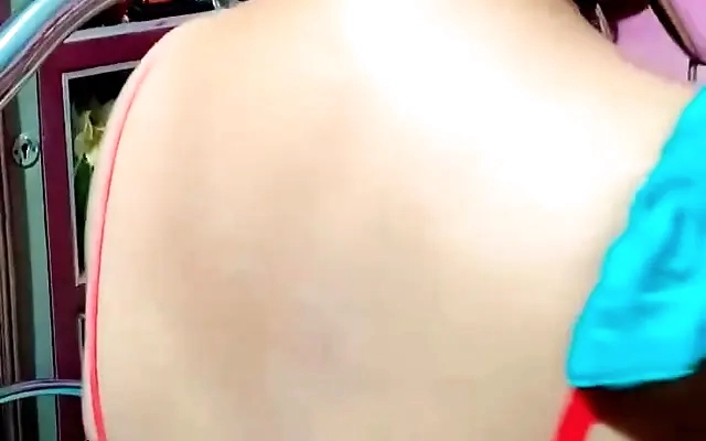 SCHOOL GIRL STILL WANT TO FUCK BIG COCK. PLEASE SUBSCRIBE TO RED