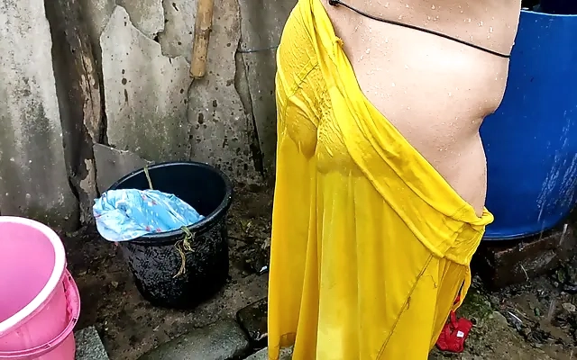 Village Husband doesn't know about her fucking story! Cheating Sex