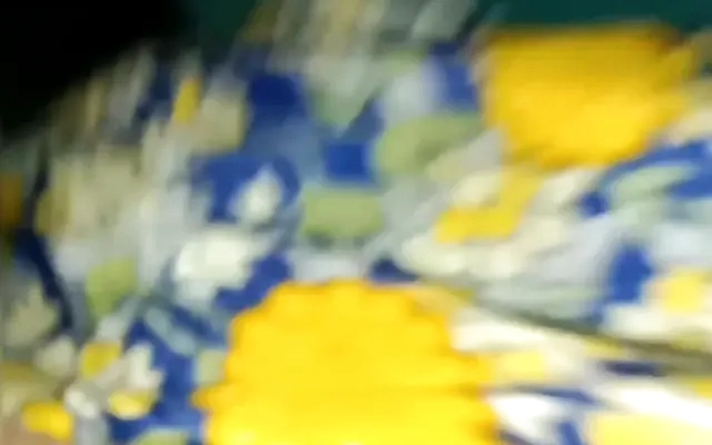 Follandome la vecina mientras mi familia no esta