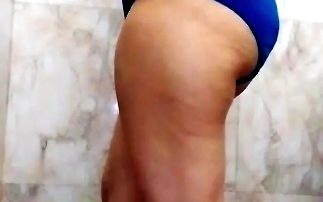 They left me alone at home and I invited my boyfriend to watch movies, we got horny and fucked before going to sleep in our pajamas