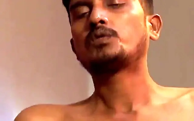 Indian Honeymoon Sex in hotel, chut ki chudai with jewelery, hindi dirty Full Night Sex