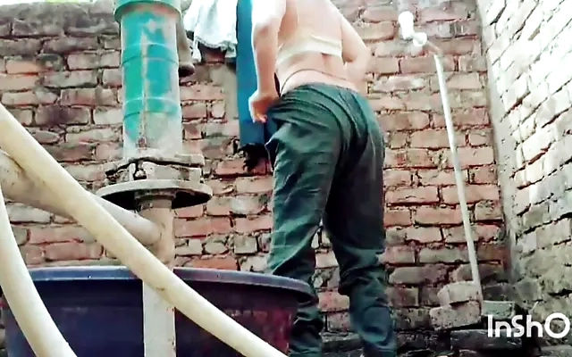 Indian neighbor bhabhi fucked by daver when husband was in duty,Hot sexy Indian bhabhi romance and hardcore sex with daver with clear Hindi audio