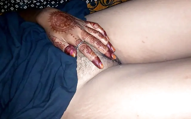 OLD VS YOUNG - BEAUTY SEDUCES OLDER MAN